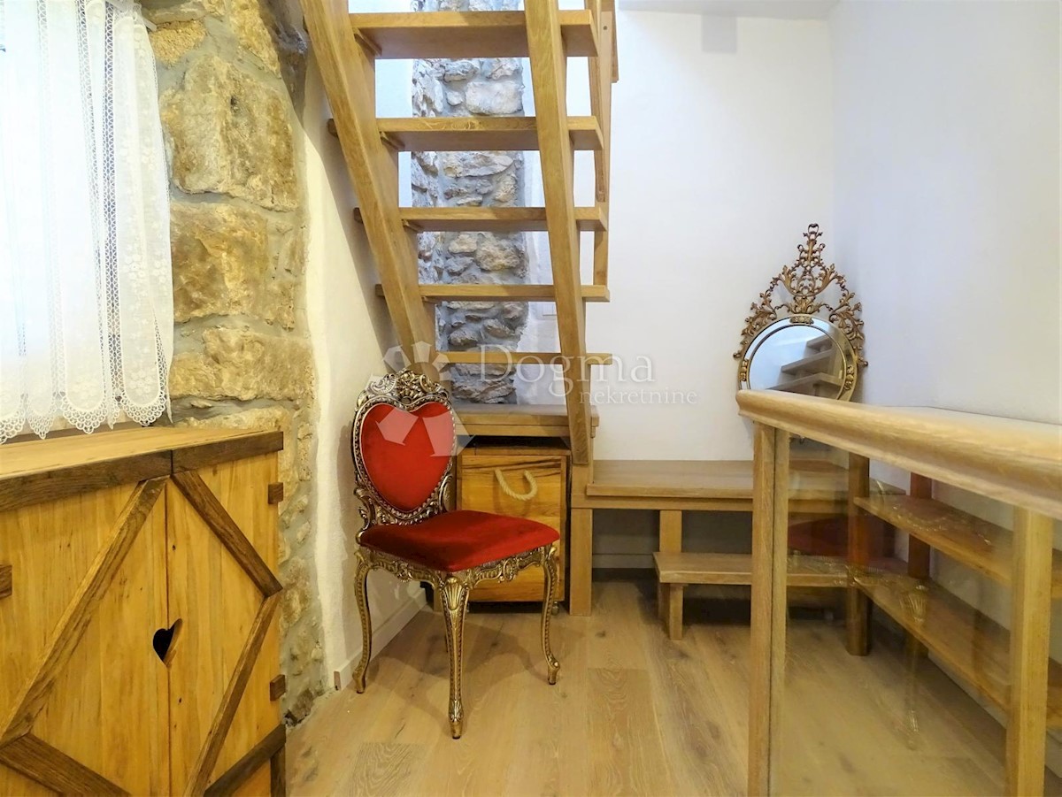 Hiša Omišalj, 54m2