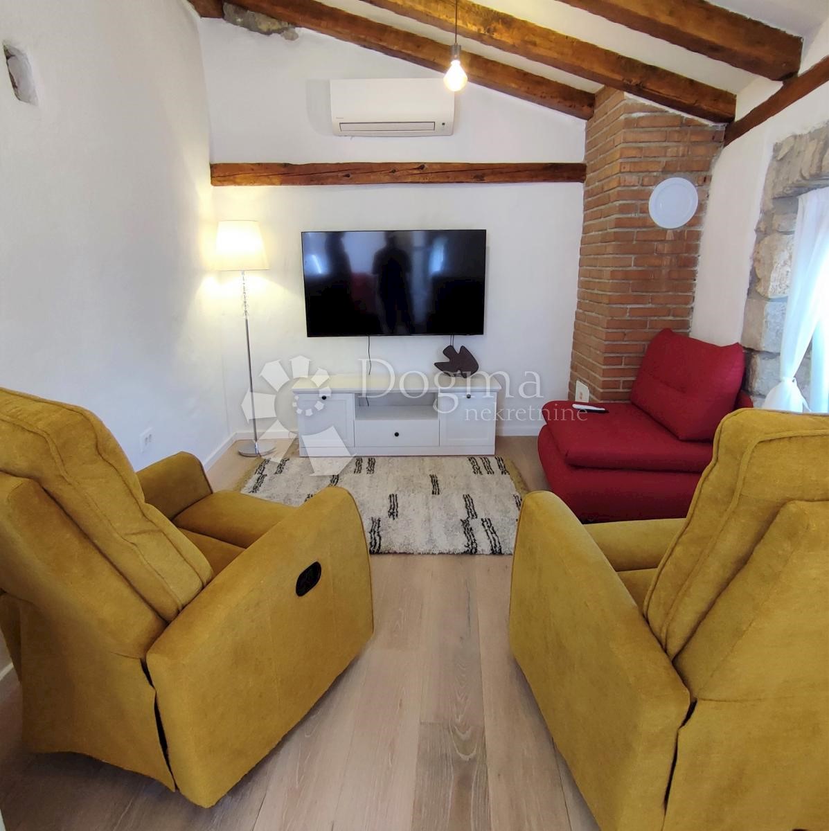 Hiša Omišalj, 54m2