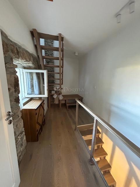 Hiša Omišalj, 54m2