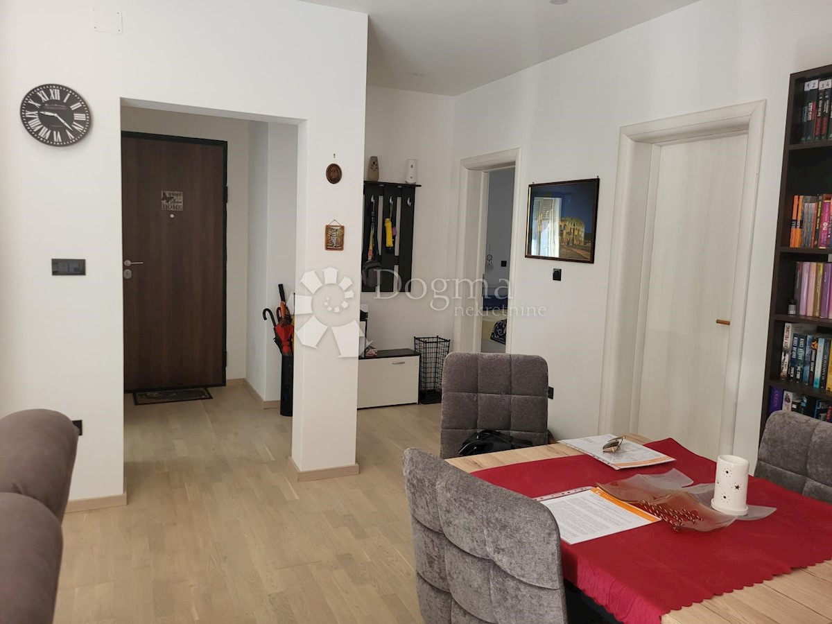 Apartma Crikvenica, 75m2