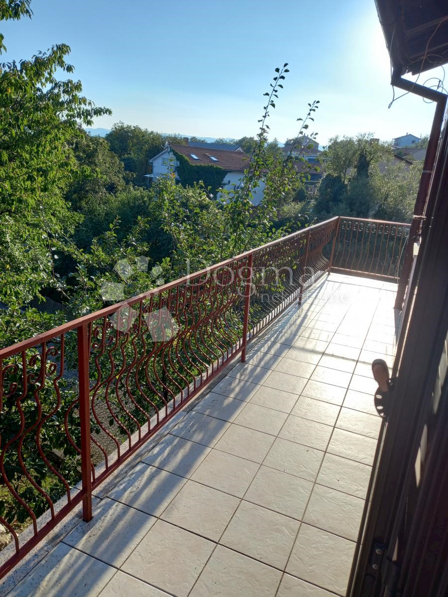 Okolica Reke, Marčelji, nadstropje hiše