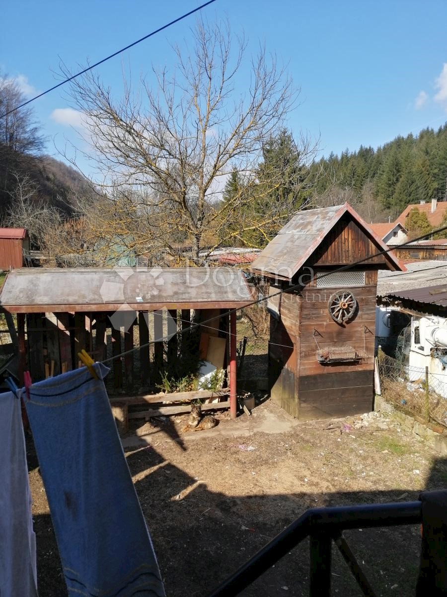 Hiša Moravice, Vrbovsko, 240m2