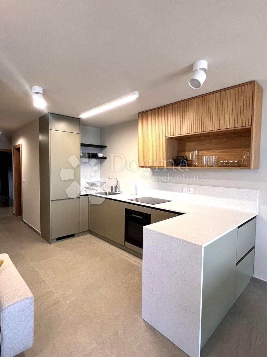 Stanovanje Labin, 82m2