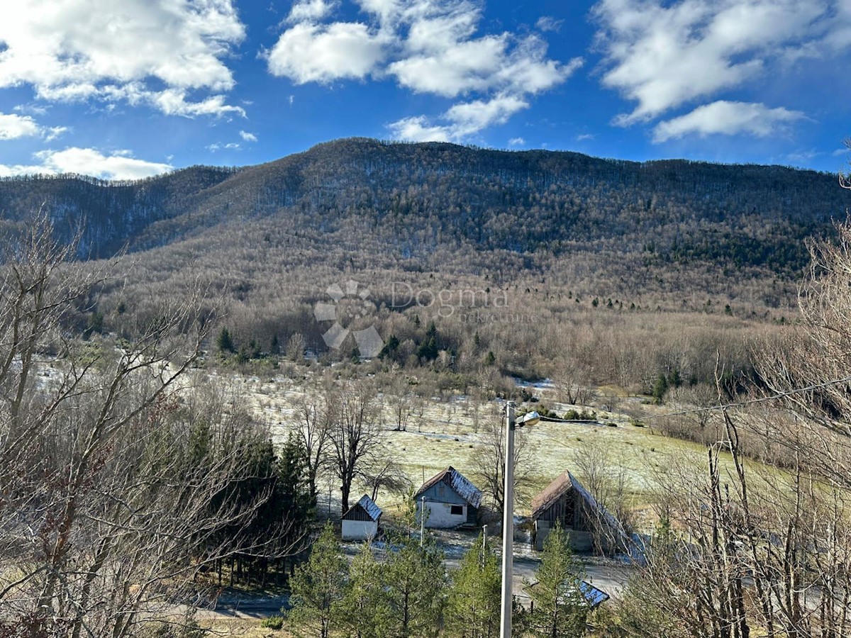 Zemljišče Trnovac, Gospić - Okolica, 10.686m2