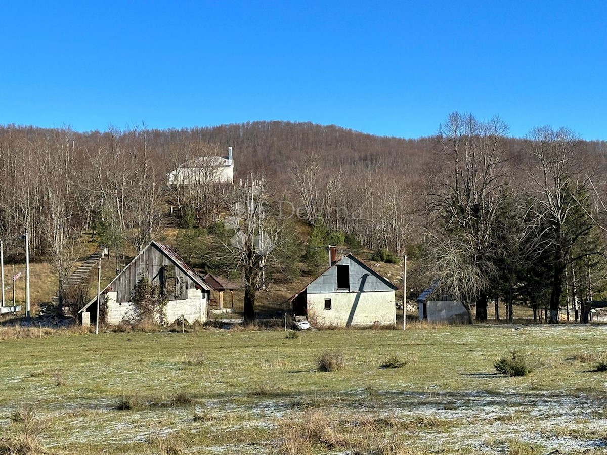 Zemljišče Trnovac, Gospić - Okolica, 10.686m2