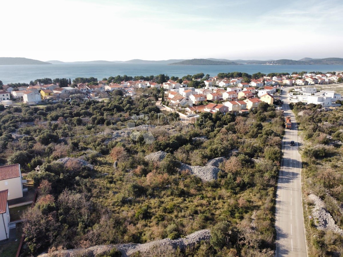 Zemljišče Jadrija, Šibenik - Okolica, 903m2