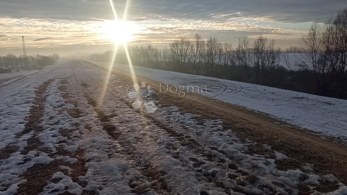 Zemljišče Kuče, Velika Gorica - Okolica, 8.130m2