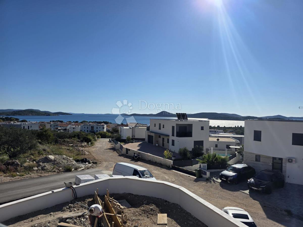 Hiša Vodice, 374,95m2