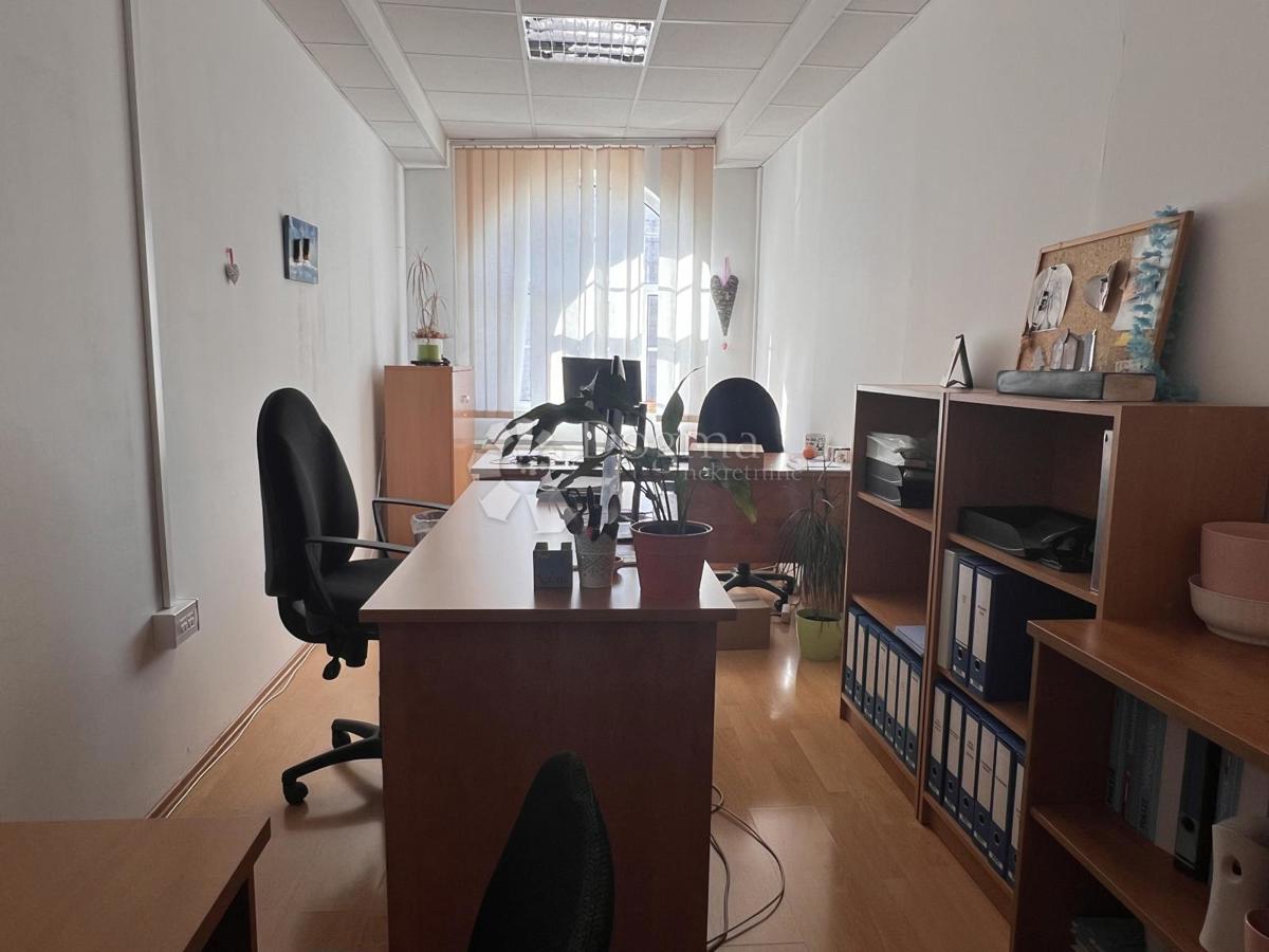 Poslovni prostor Poreč, 92m2