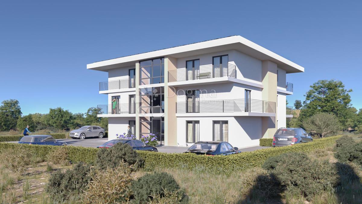 KAŠTEL, STANOVANJE V STAVBI Z DVIGALOM