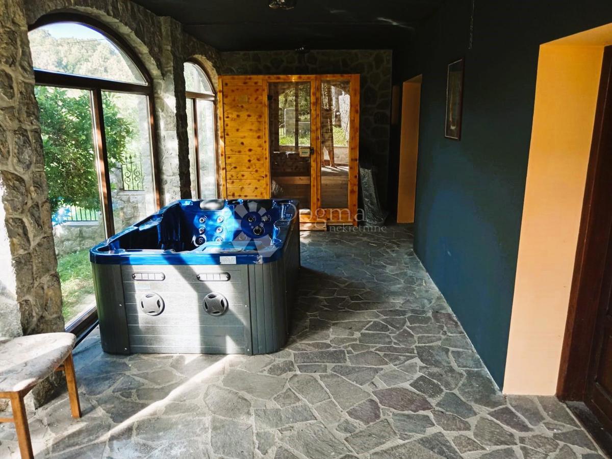 Hiša Benkovec, Bednja, 278m2