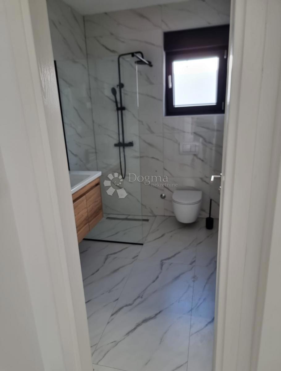 Apartma Privlaka, 70,82m2
