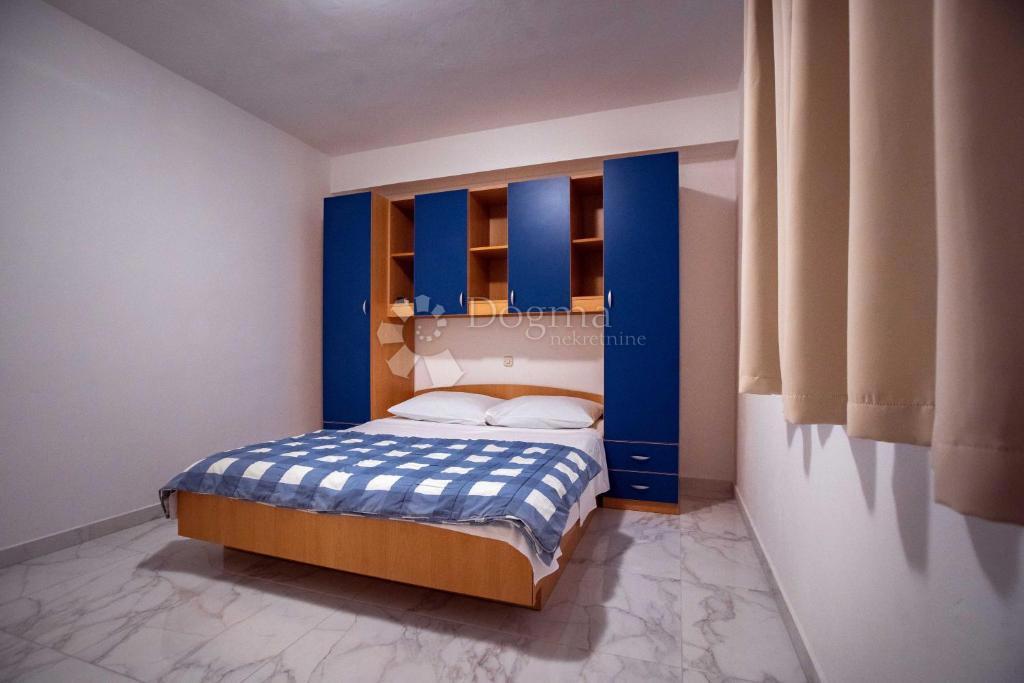 Stanovanje Kampor, Rab, 75m2