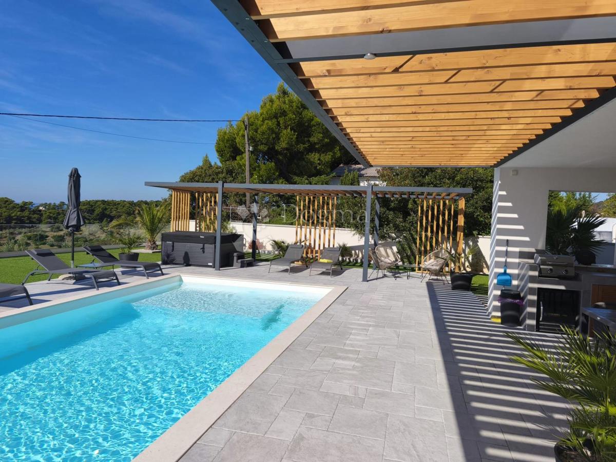 Hiša Banjol, Rab, 282m2