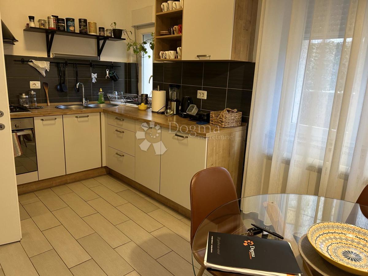 Stanovanje Krimeja, Rijeka, 80m2