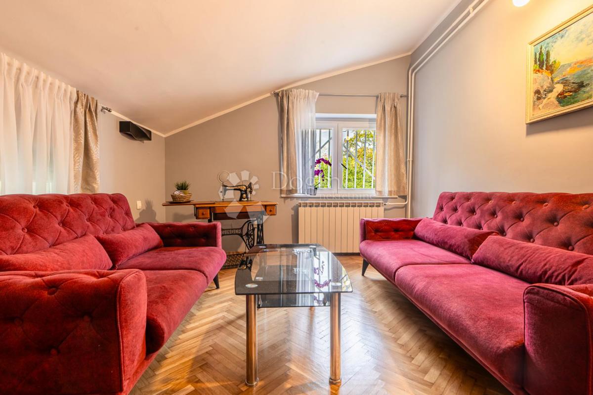 Stanovanje Opatija - Centar, Opatija, 145m2