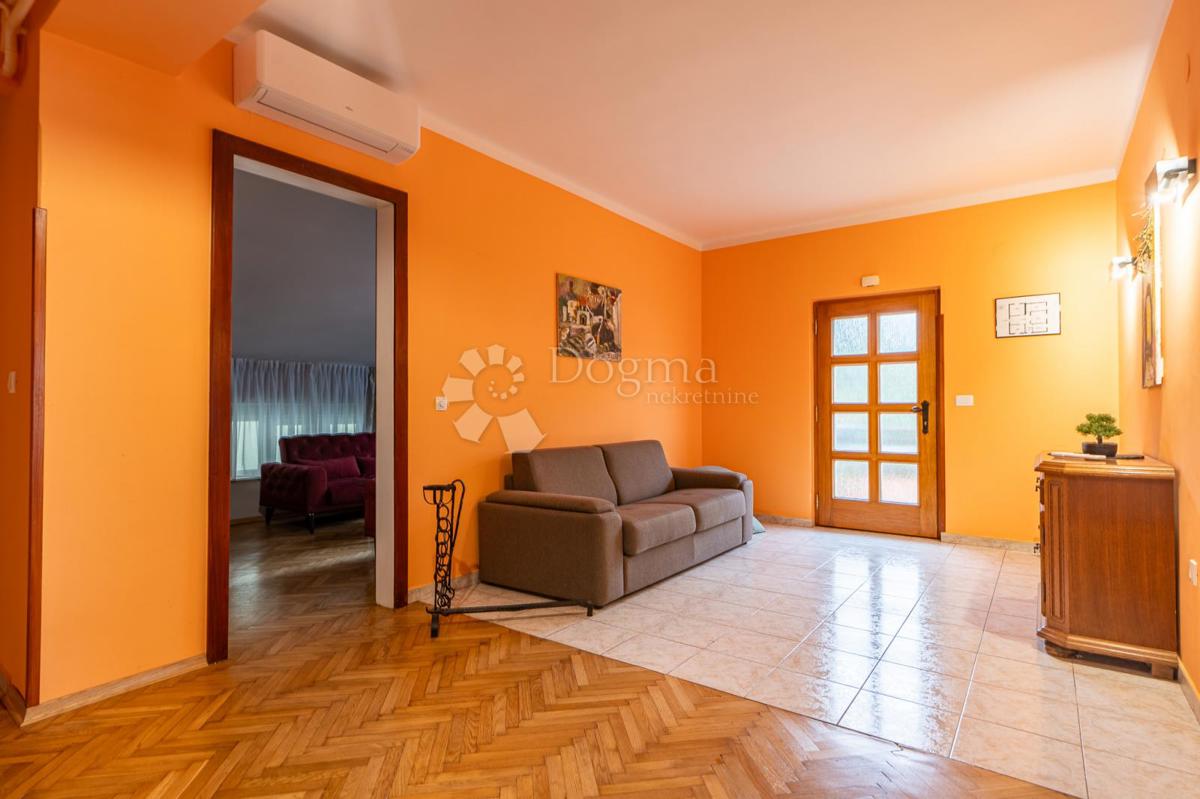Stanovanje Opatija - Centar, Opatija, 145m2
