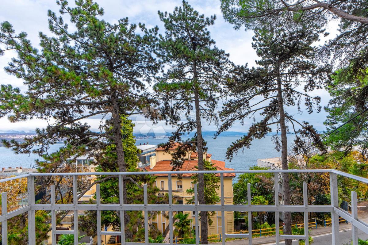 Stanovanje Opatija - Centar, Opatija, 145m2