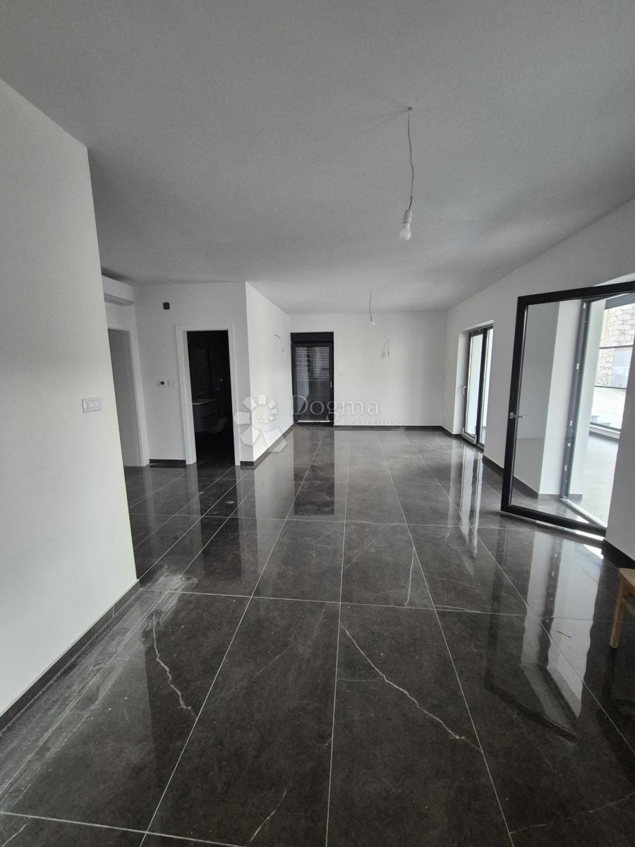 Stanovanje Tribunj, 104m2
