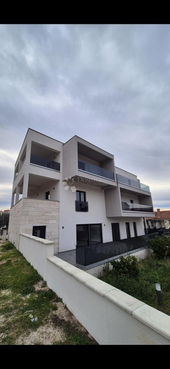 Stanovanje Tribunj, 104m2