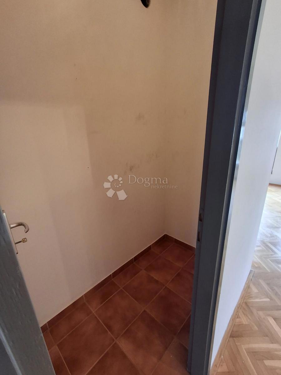 Stanovanje Palit, Rab, 83m2
