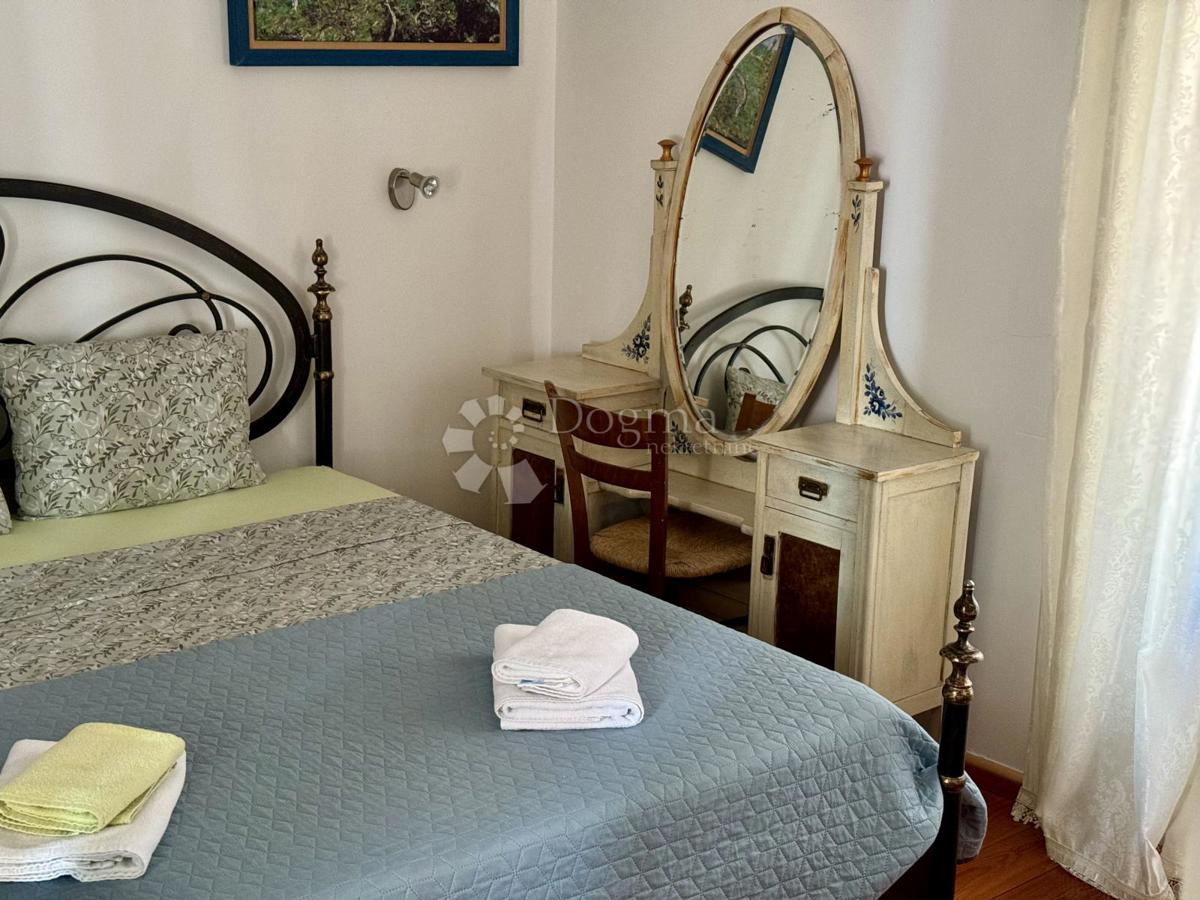 Hiša Rovinj, 200m2