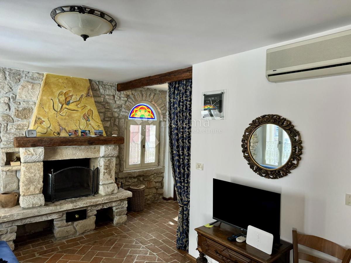 Hiša Rovinj, 200m2