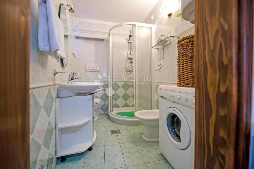 Hiša Rovinj, 200m2