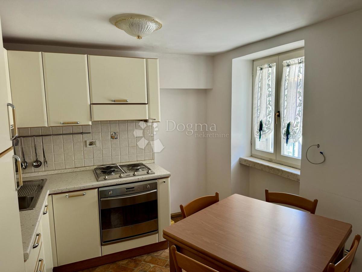 Hiša Rovinj, 200m2
