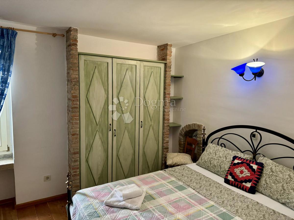 Hiša Rovinj, 200m2