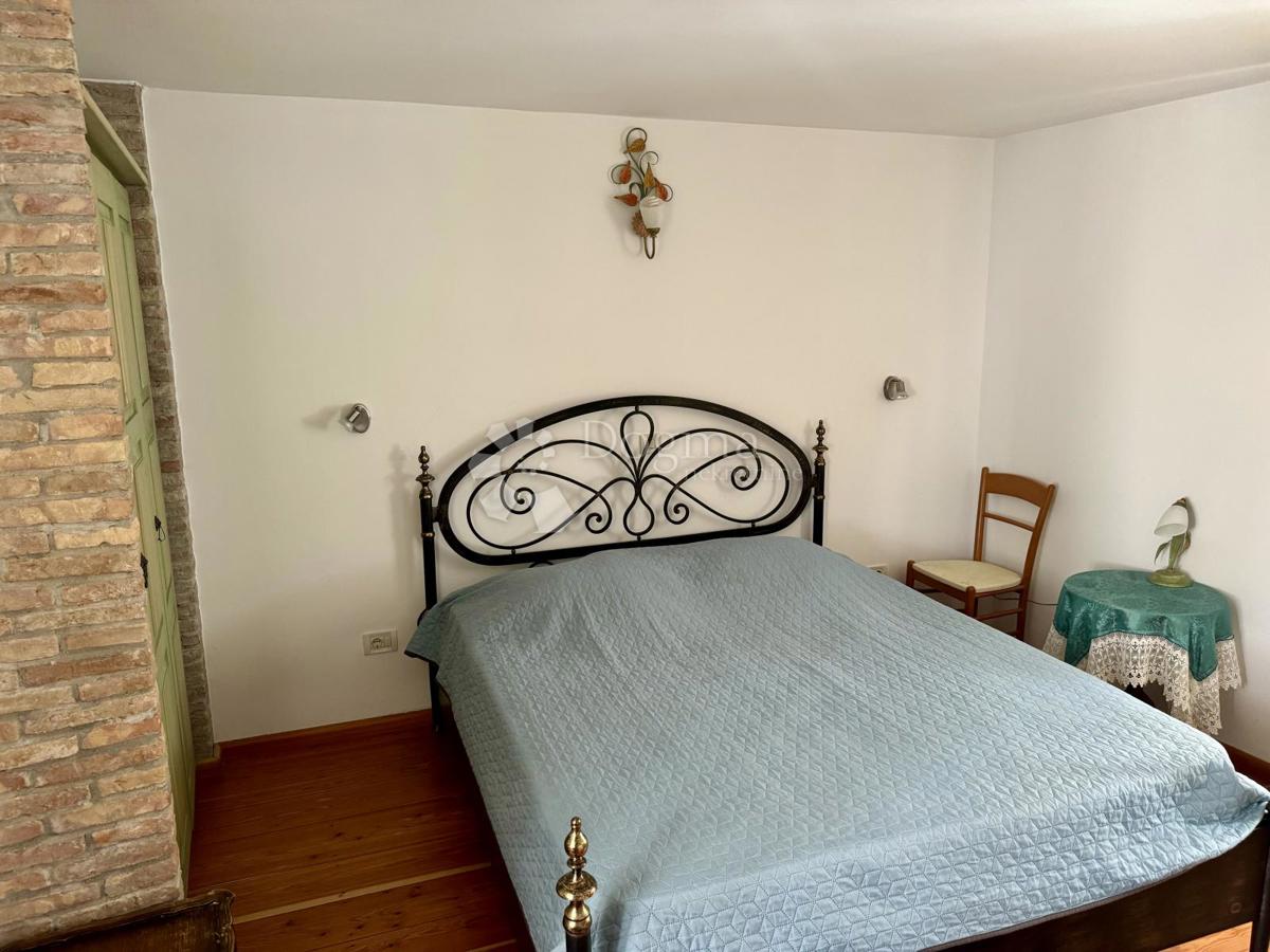 Hiša Rovinj, 200m2