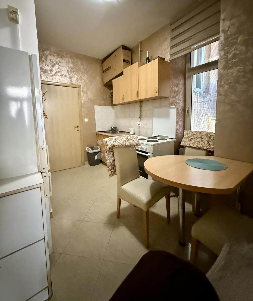 Stanovanje Centar, Rijeka, 32m2
