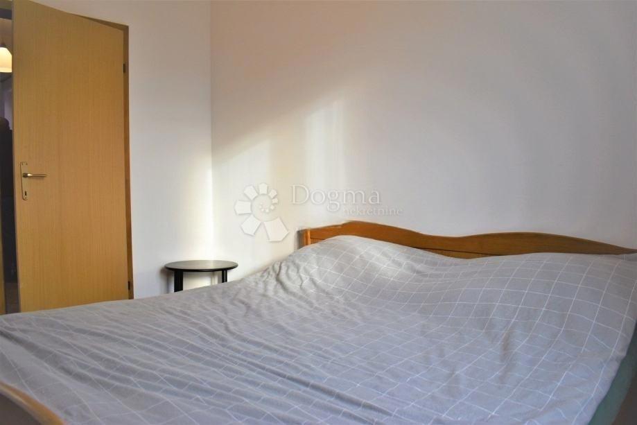Stanovanje Rovinj, 77m2