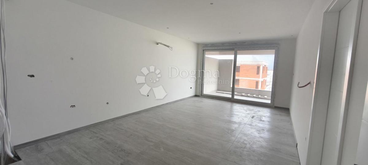 Stanovanje Povljana, 75,91m2