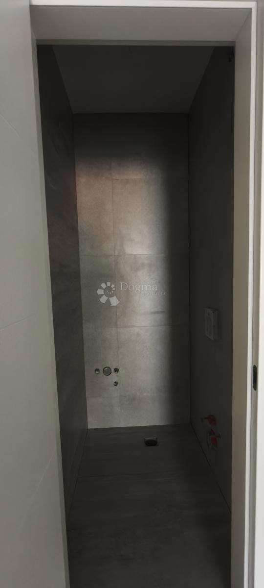 Stanovanje Povljana, 75,91m2