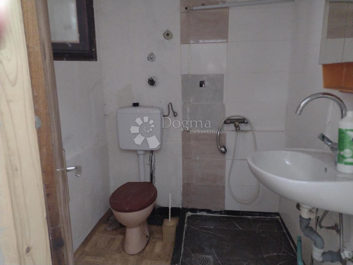 Hiša Glina, 280m2