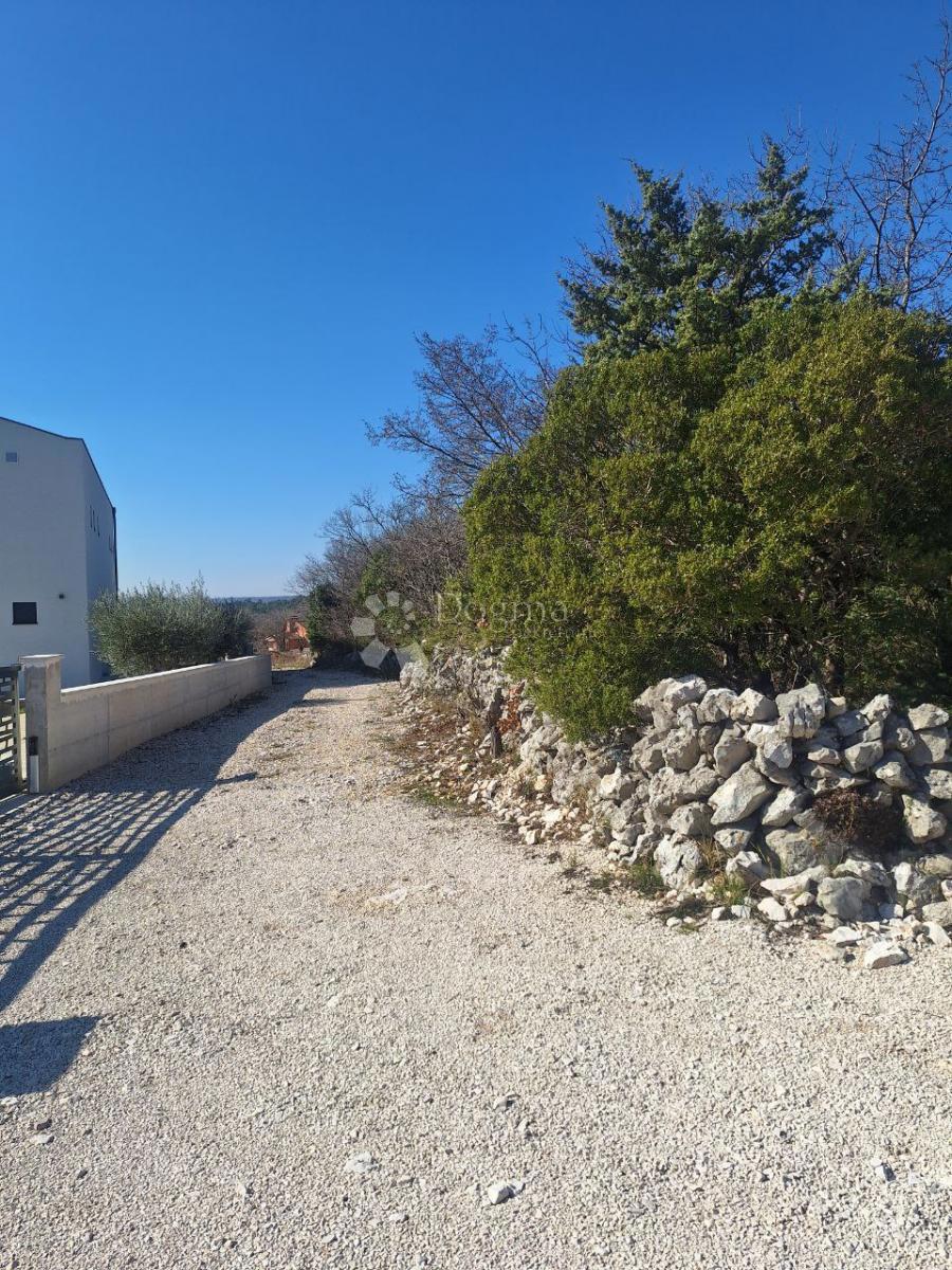Zazidljivo zemljišče Labin, 761m2