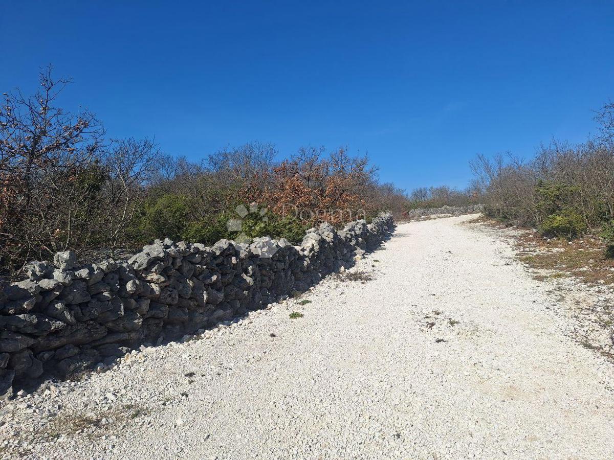 Zazidljivo zemljišče Labin, 761m2