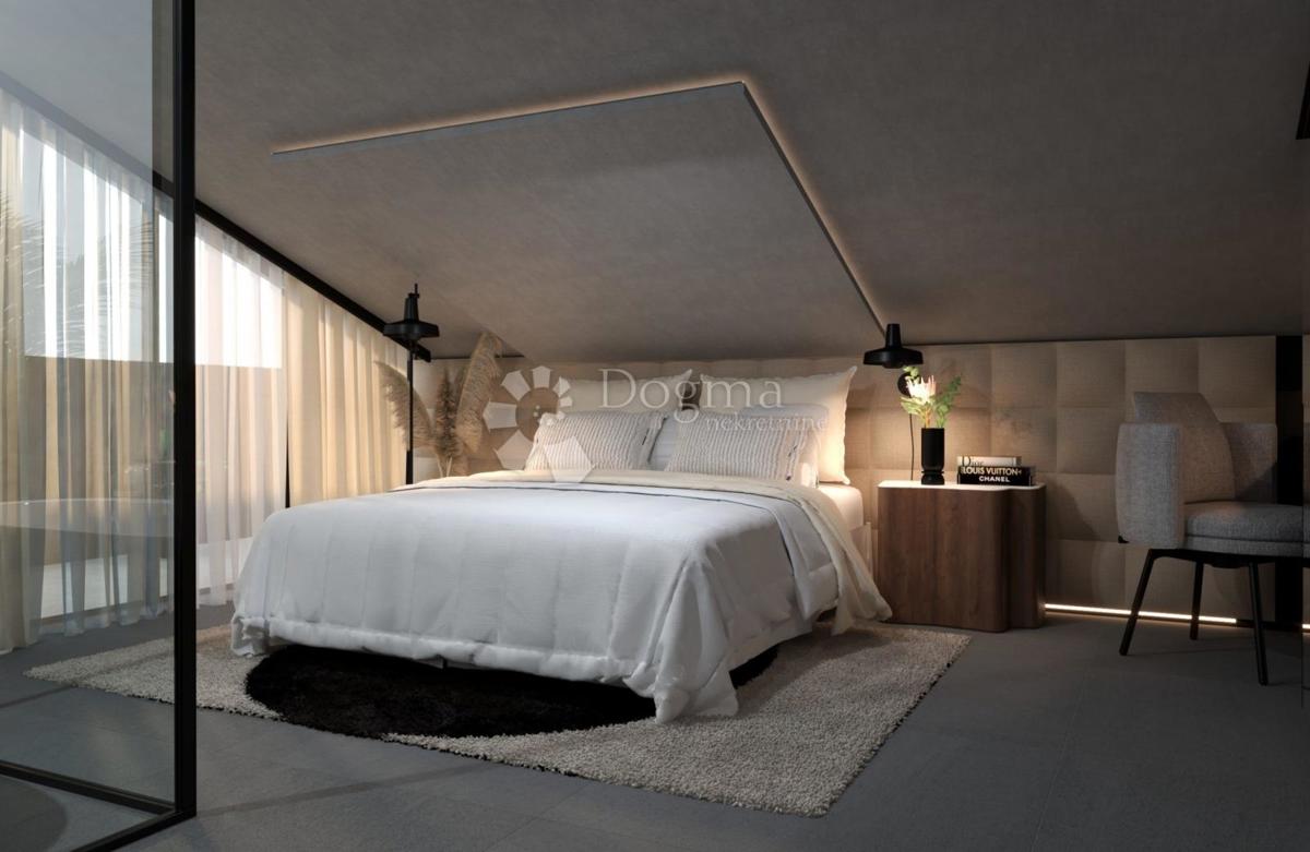 VILA OPATIJA - PENTHOUSE Z BAZENOM NA STREHI 