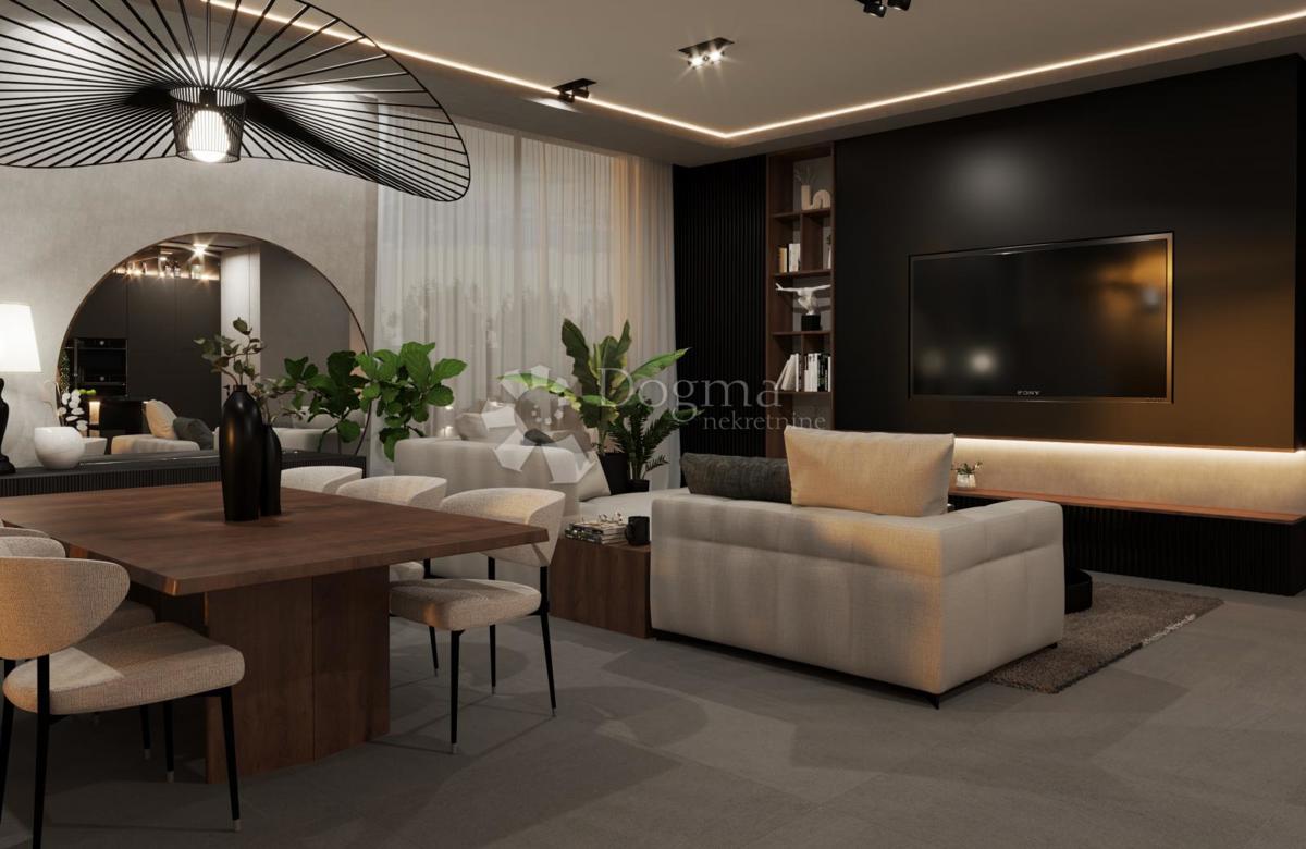 VILA OPATIJA - PENTHOUSE Z BAZENOM NA STREHI 