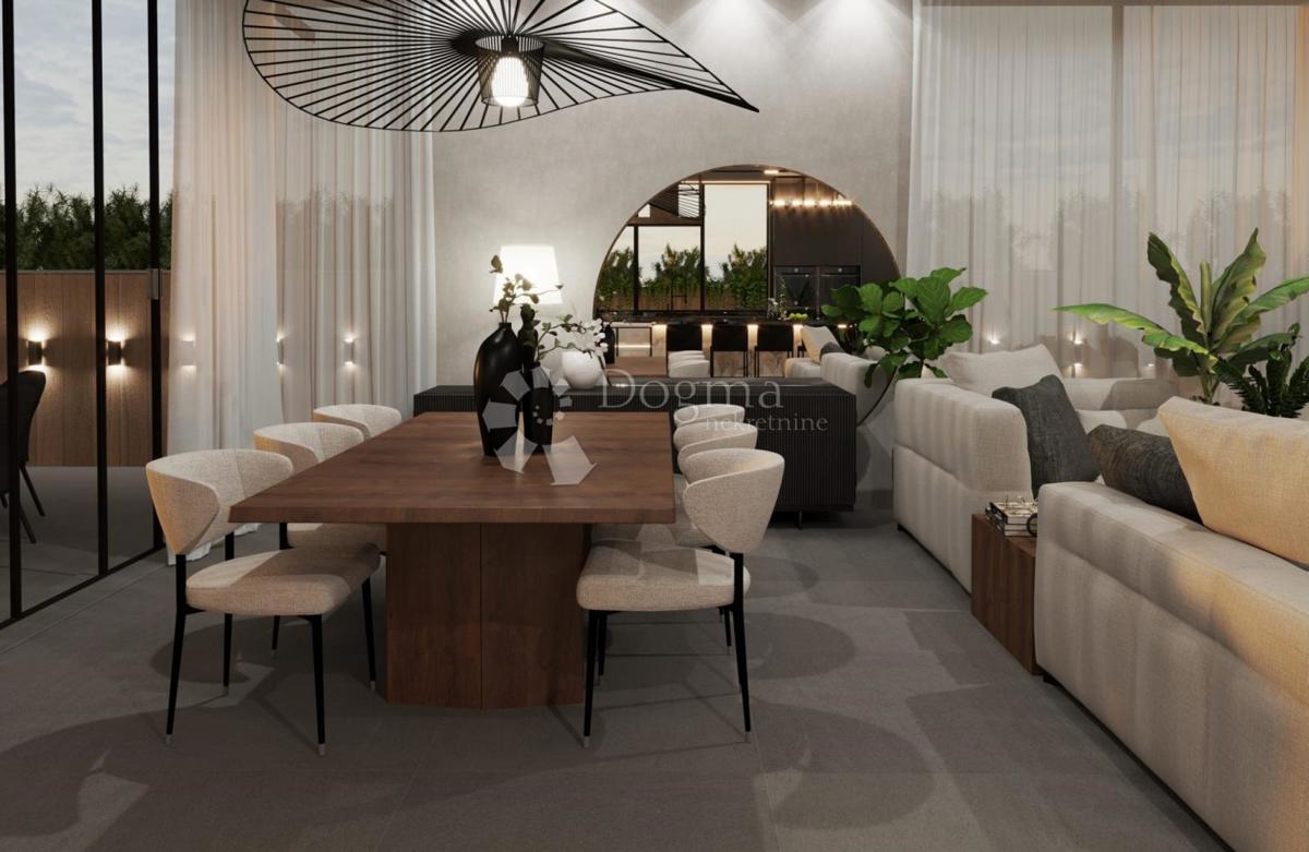 VILA OPATIJA - PENTHOUSE Z BAZENOM NA STREHI 