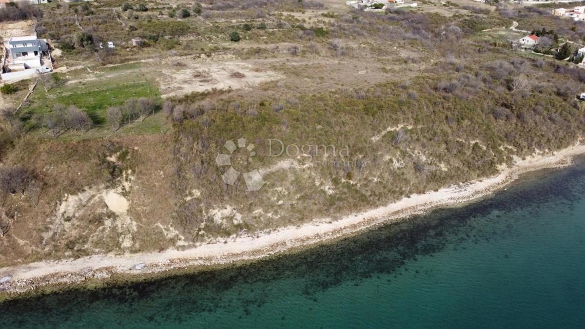 Zazidljivo zemljišče Rtina, Ražanac, 6.713m2