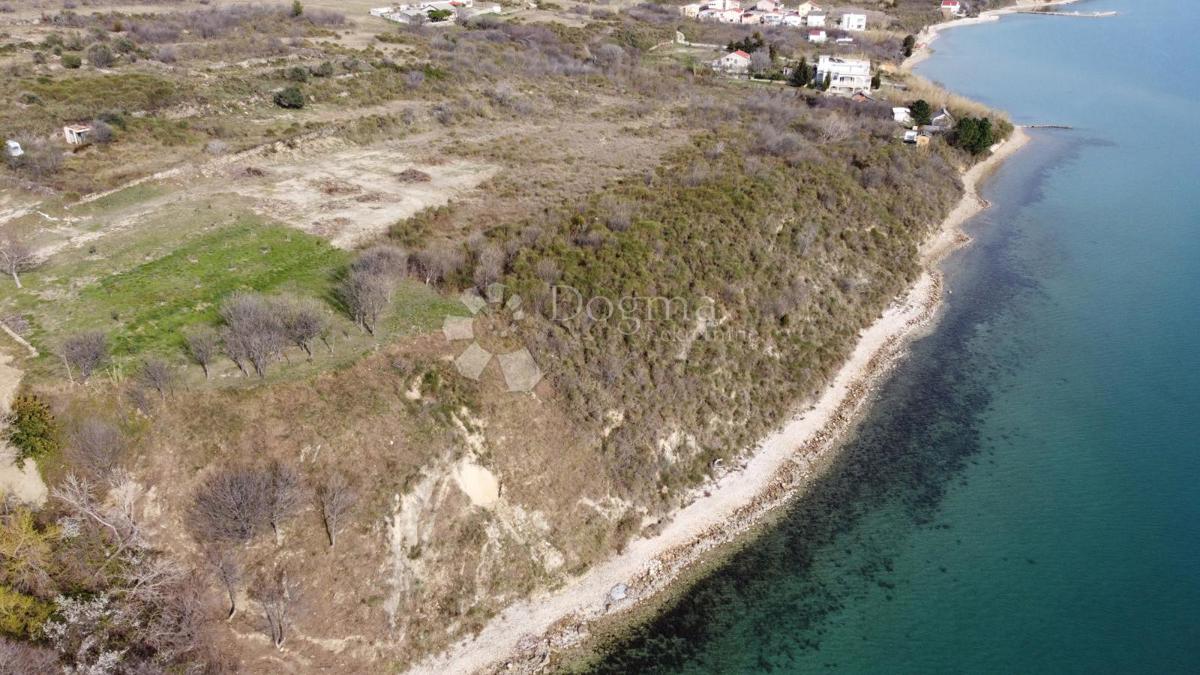 Zazidljivo zemljišče Rtina, Ražanac, 6.713m2