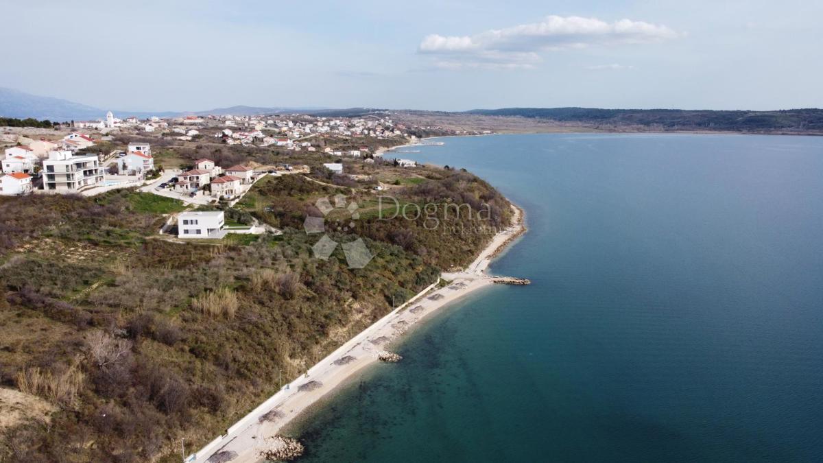 Zazidljivo zemljišče Rtina, Ražanac, 6.713m2