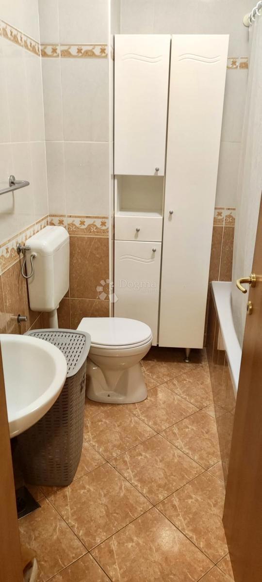 Stanovanje Valdebek, Pula, 55,56m2