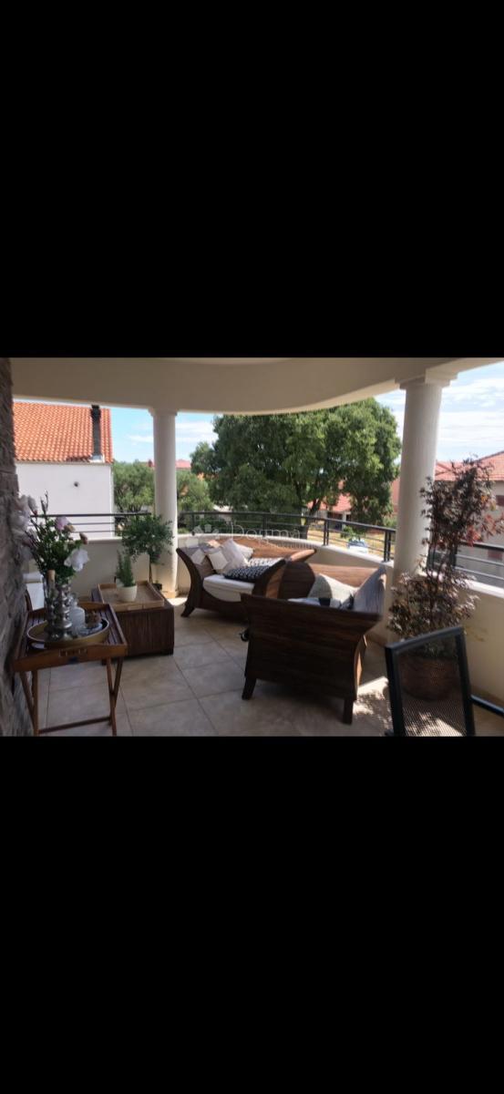 Hiša Bibinje, 890m2