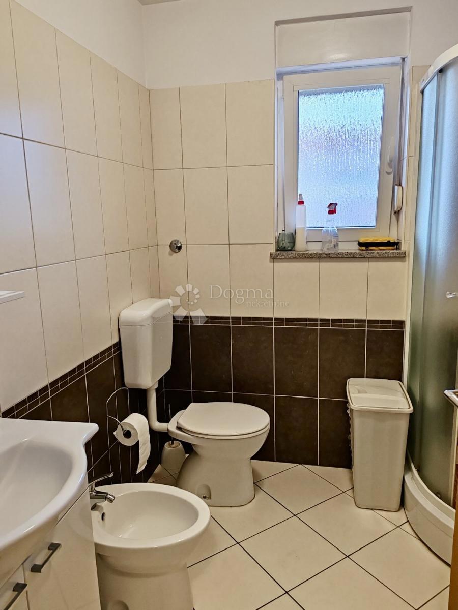 Stanovanje Sroki, Viškovo, 73,38m2