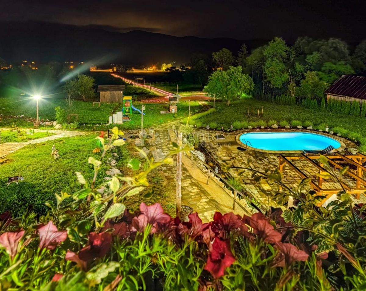 Hiša Korenica, Plitvička Jezera, 200m2