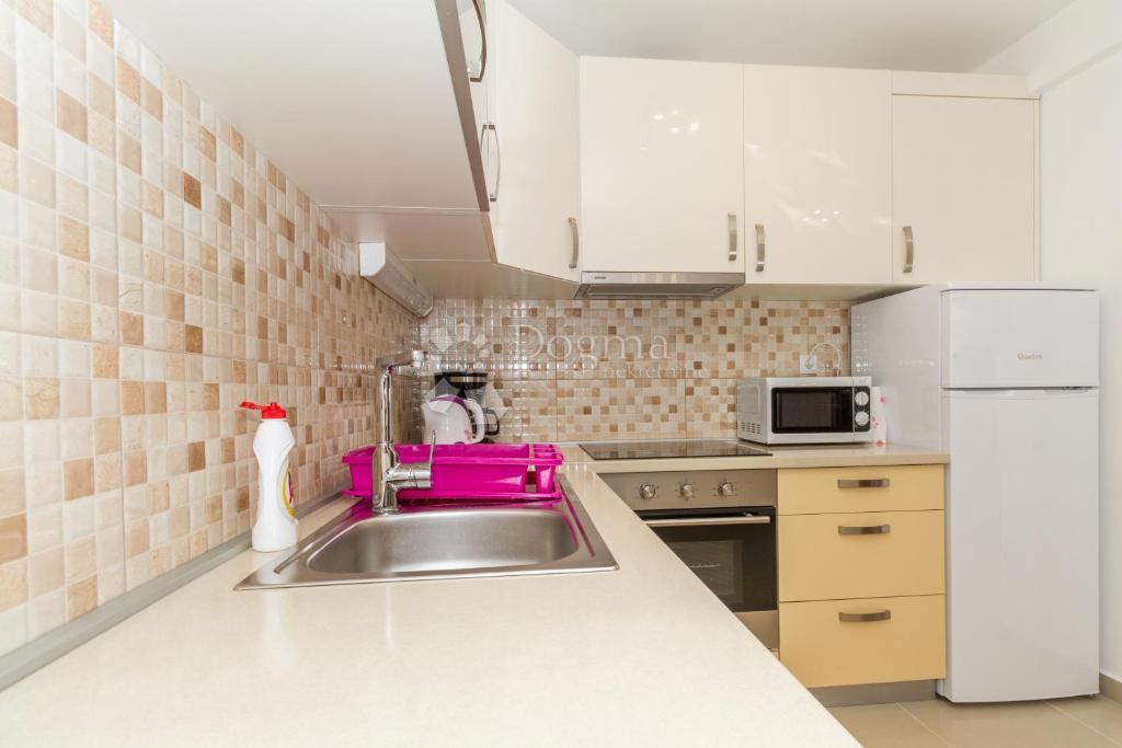 Hiša Vodice, Centar, 300m2