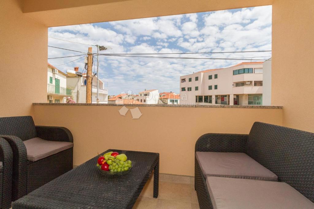 Hiša Vodice, Centar, 300m2